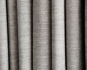 Tendencias 2026 en decoración: cortinas en tonos cálidos, neutrales y terrosos que transformarán tu hogar